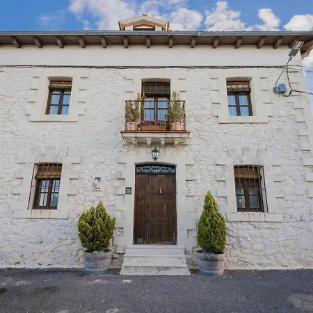 Ferienhaus La Morada Del Cura Calabazas de Fuentiduena